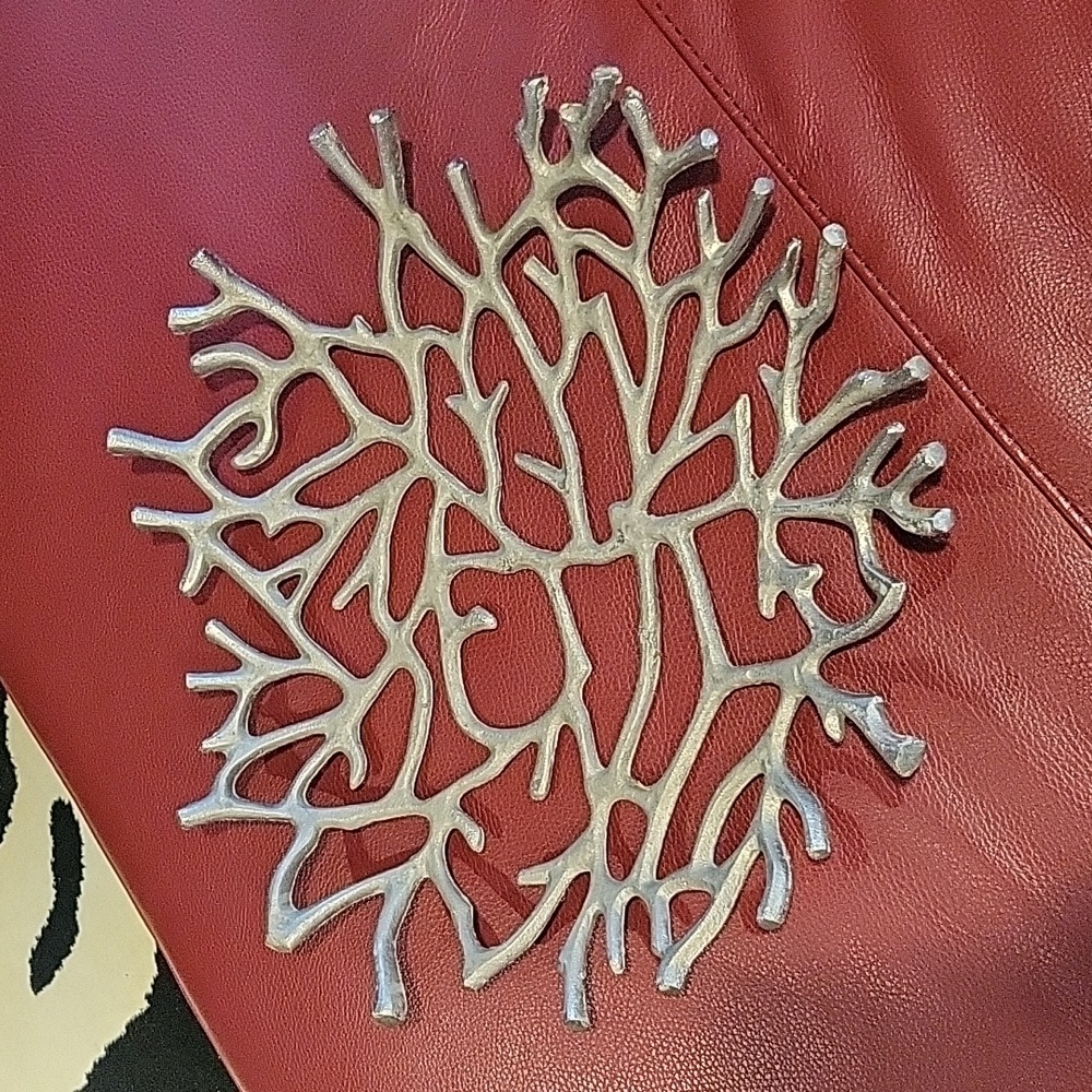 Sea inspired display piece